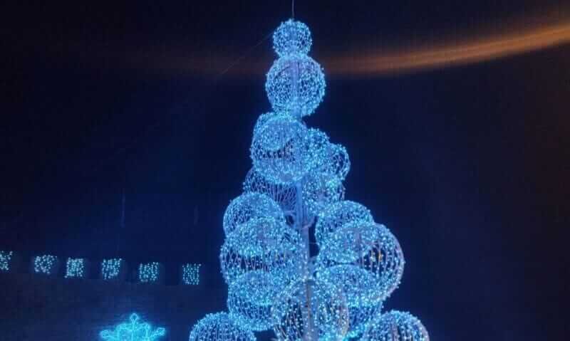 Arvore de Natal na Vila de Obidos