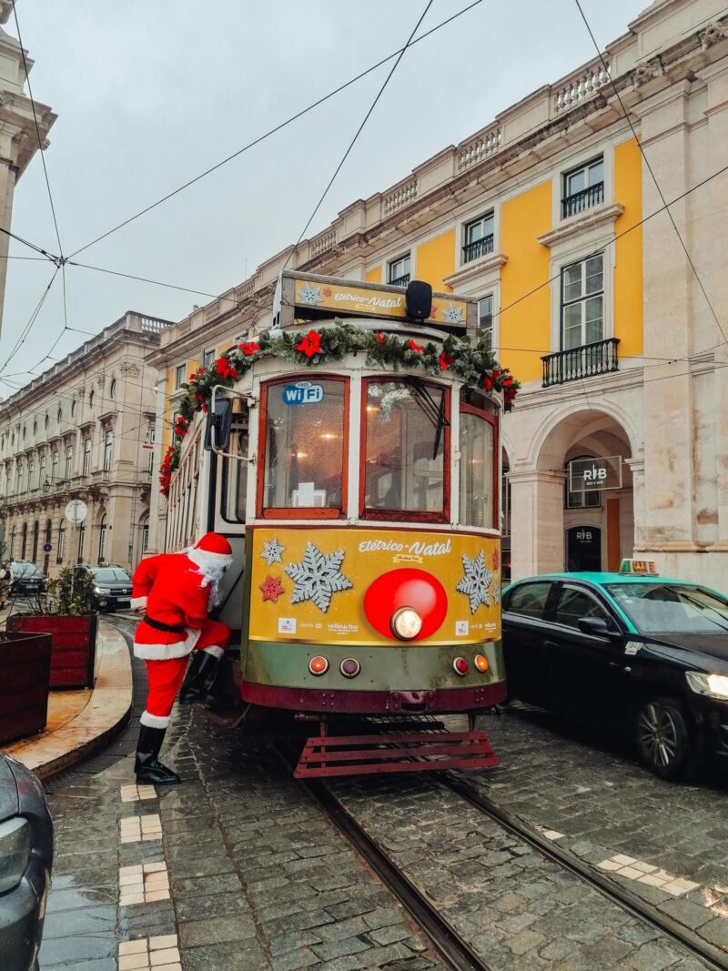 eletrico de natal em Lisboa